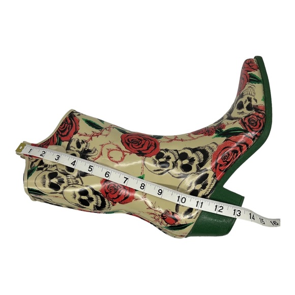 NWOT Rose & Skull Rain Boots Women's Size 11 (Runs Small) Western Rain Boots - Picture 9 of 13